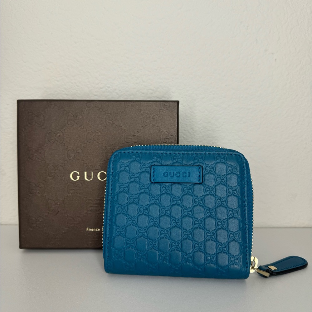 100% Authentic Gucci Micro Guccisima tri fold wallet Turqoise!